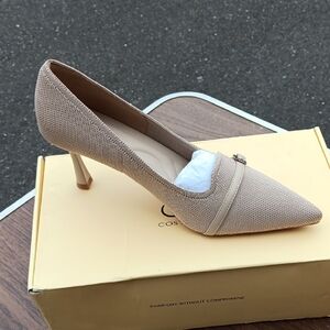 Elegant Tan Women's Heels